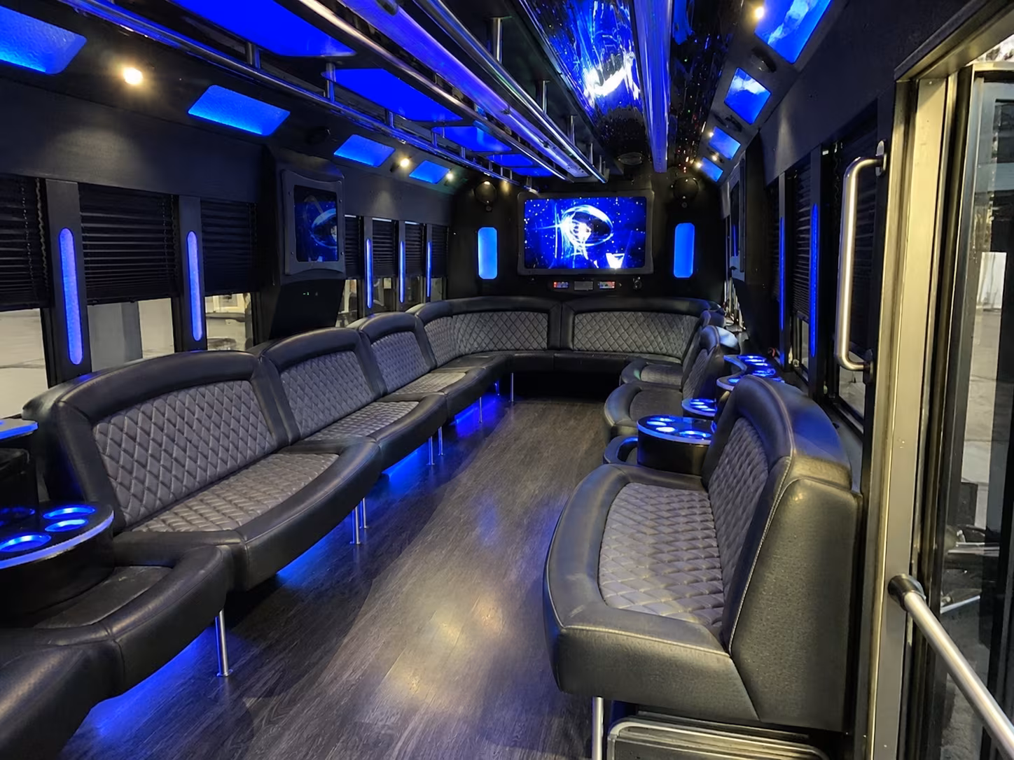 san jacinto 28 passenger party bus interior